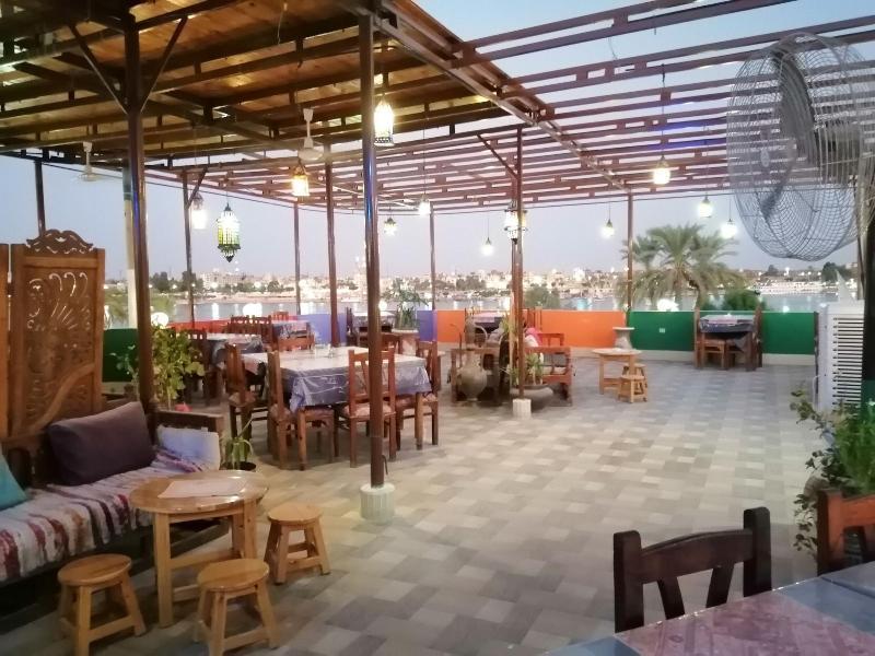 Nile Valley Hotel Louxor Extérieur photo