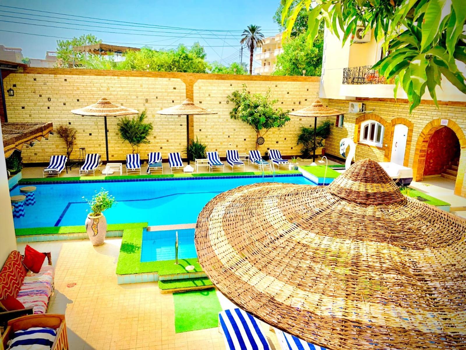 Nile Valley Hotel Louxor Extérieur photo