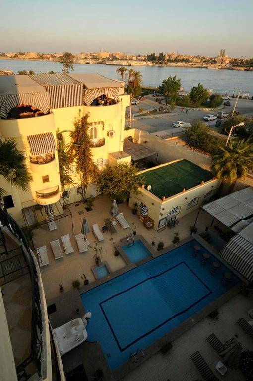 Nile Valley Hotel Louxor Extérieur photo