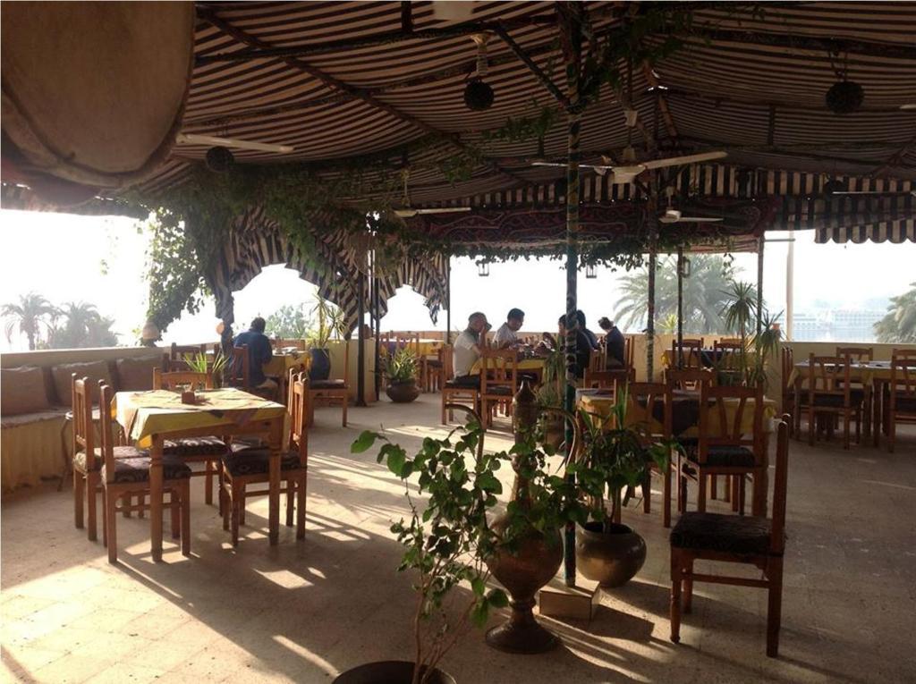 Nile Valley Hotel Louxor Extérieur photo